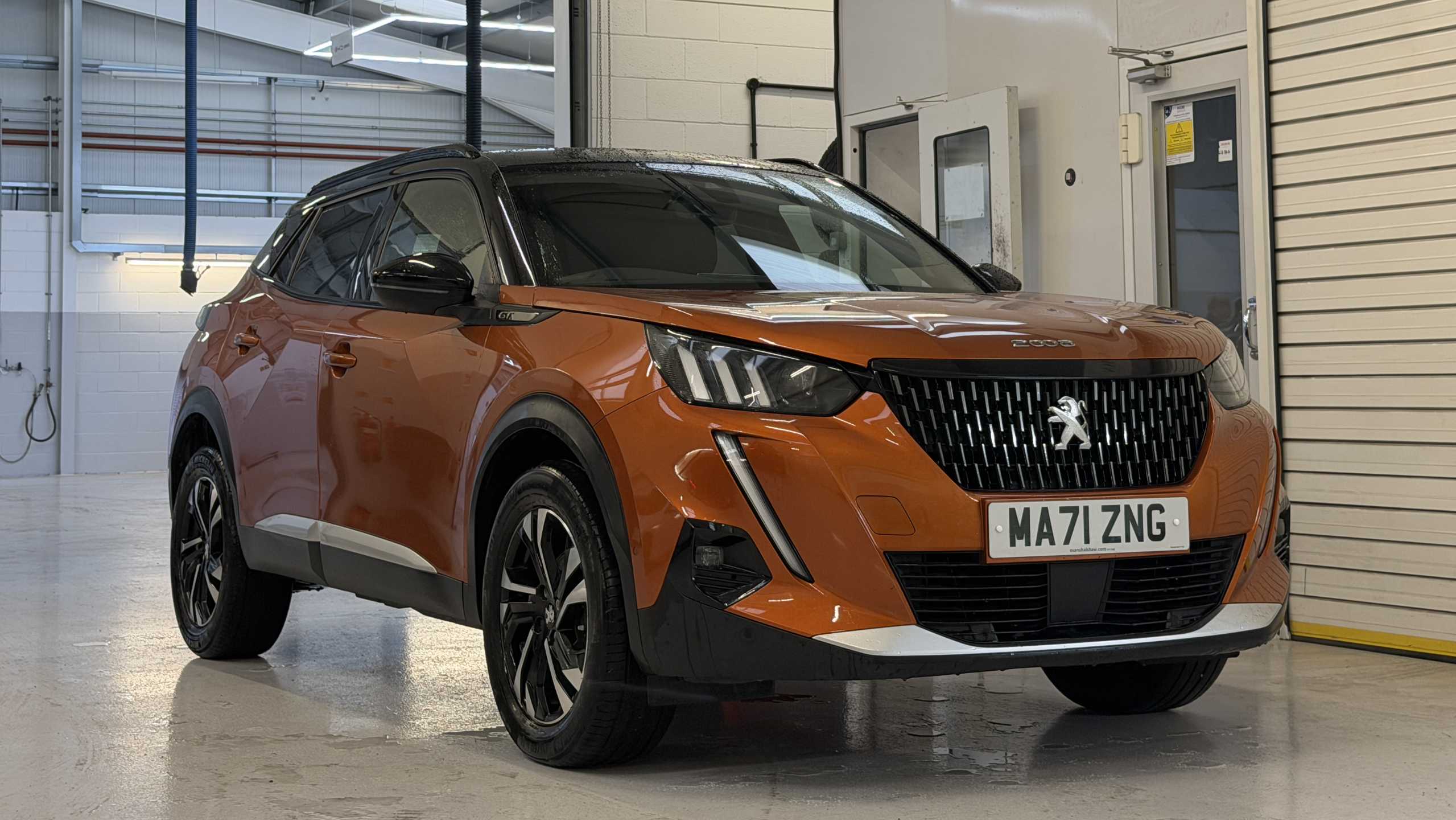 Main listing image - Peugeot 2008