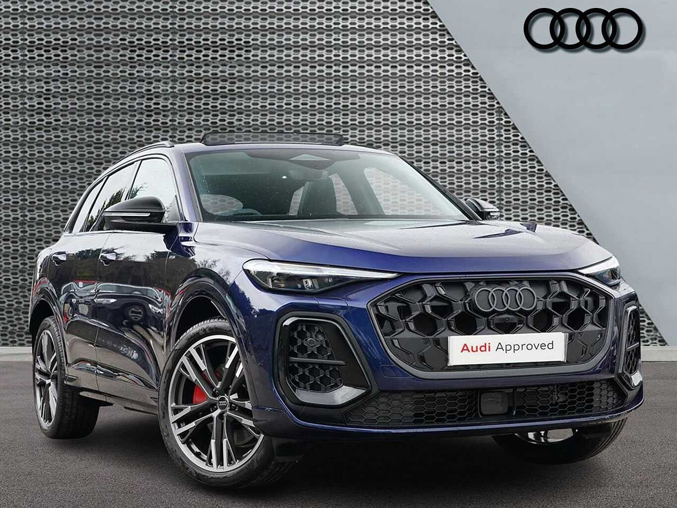 Main listing image - Audi Q5