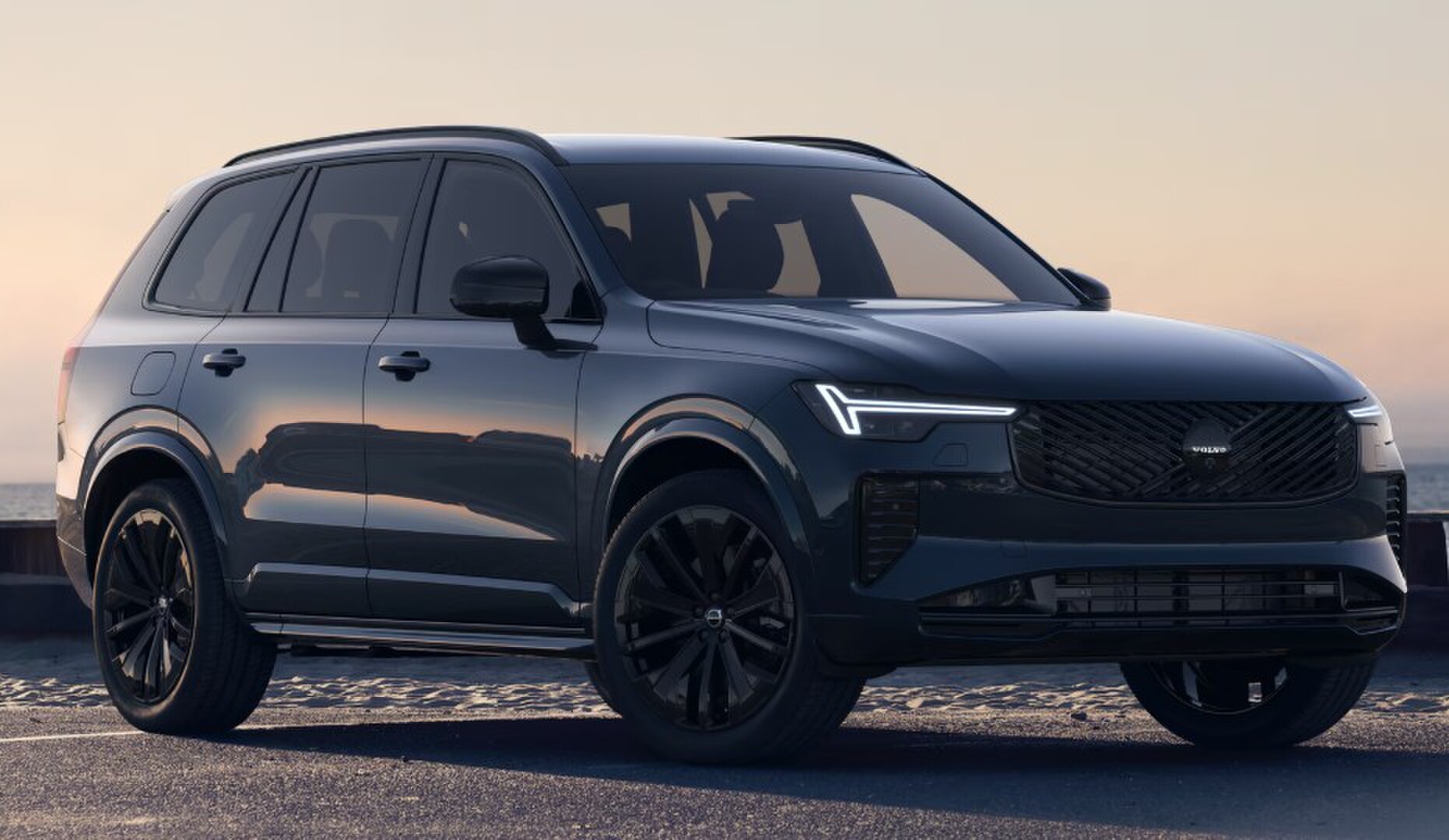 Main listing image - Volvo XC90