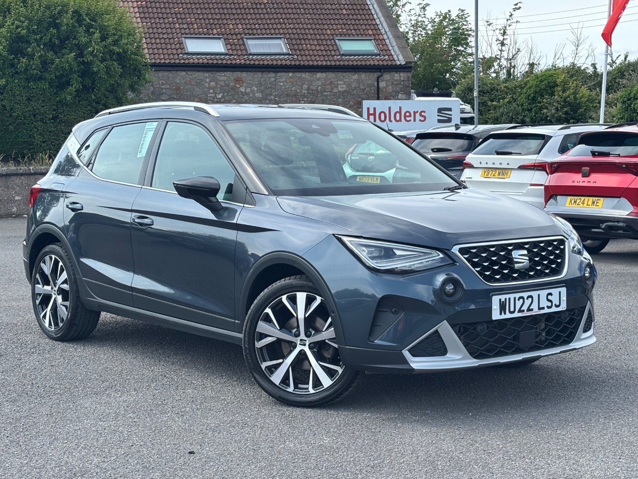 Main listing image - SEAT Arona