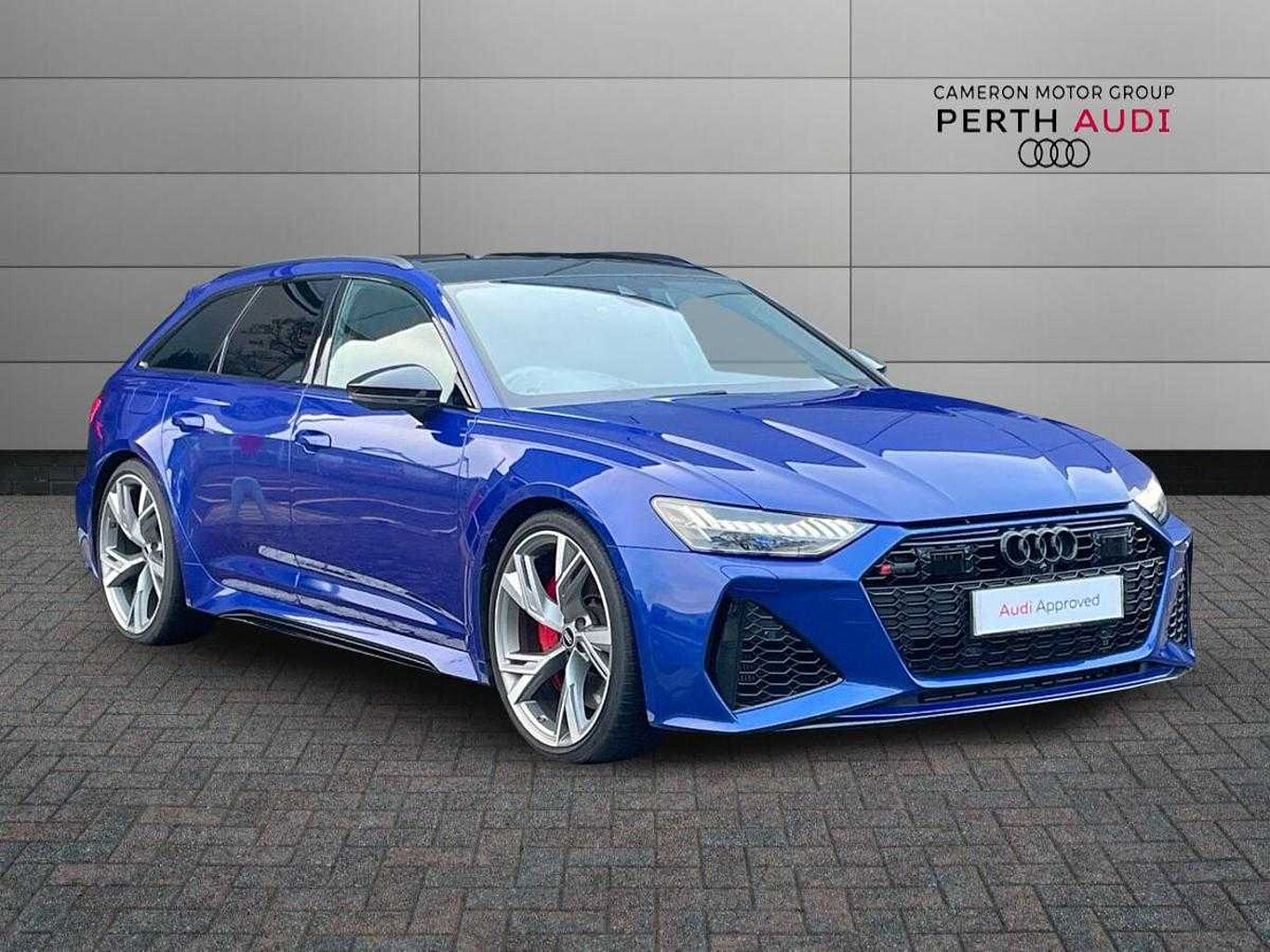 Main listing image - Audi RS6