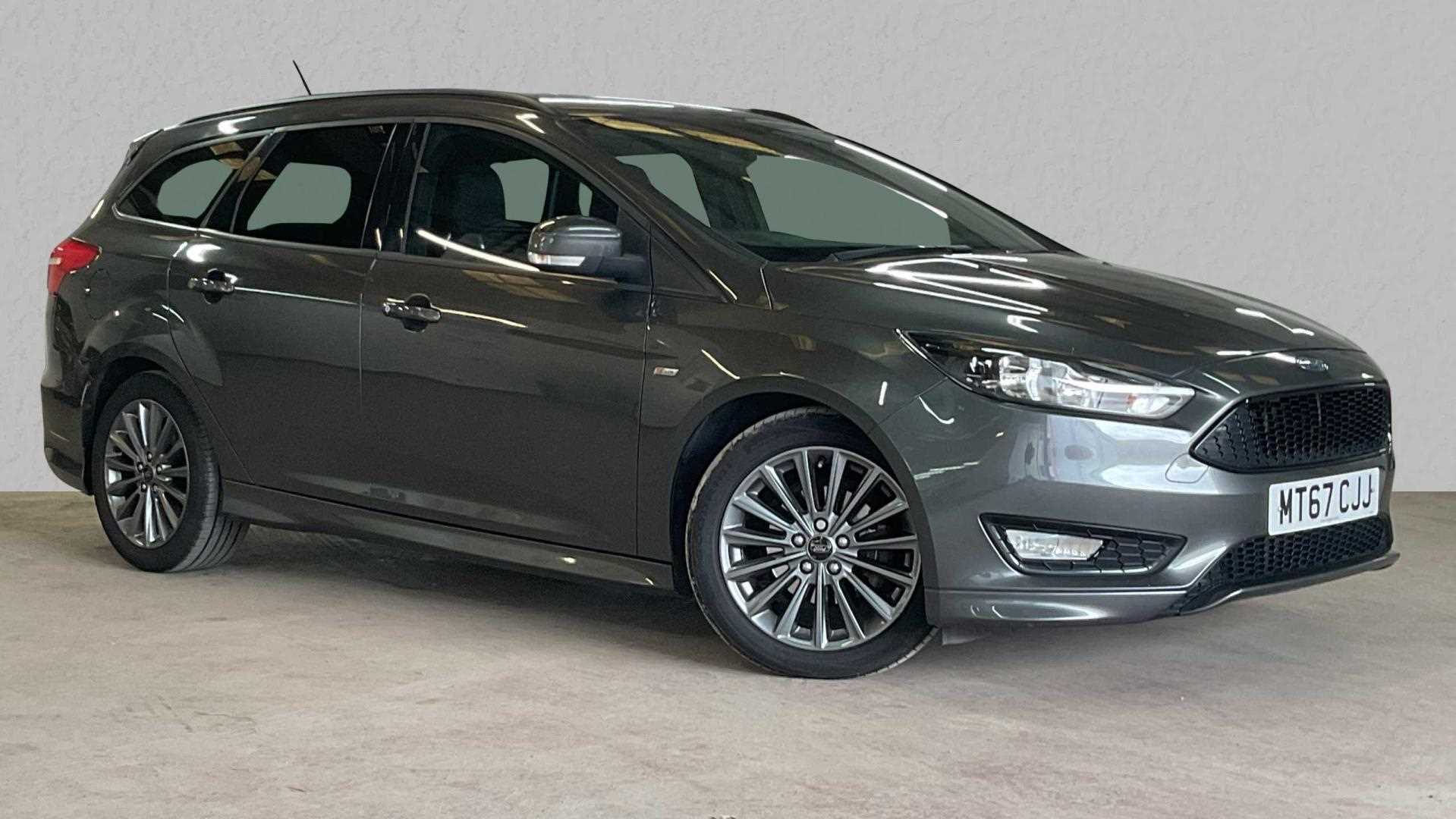 Main listing image - Ford Focus Estate