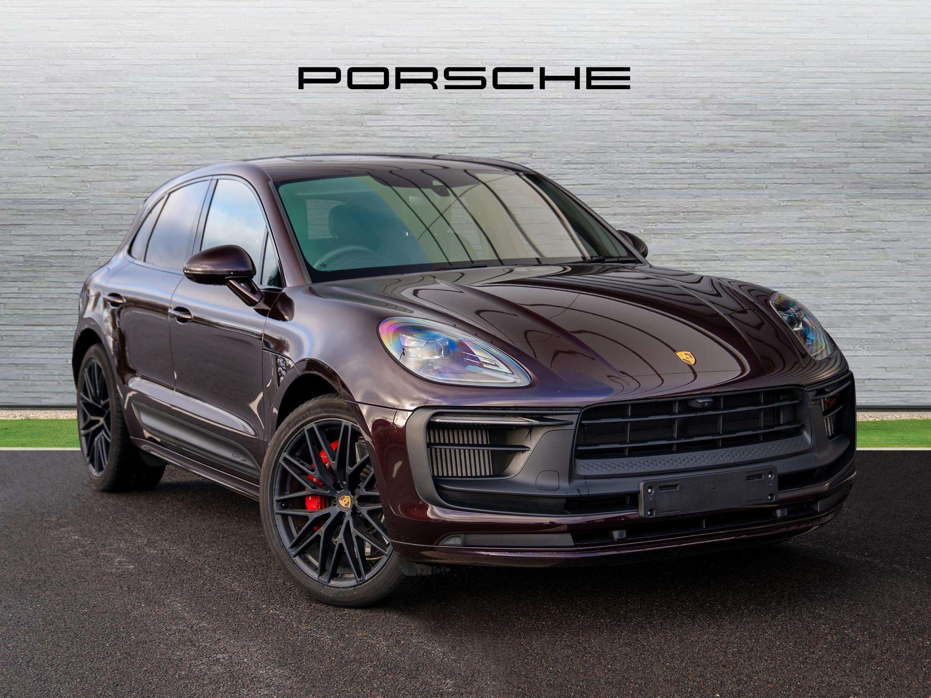 Main listing image - Porsche Macan
