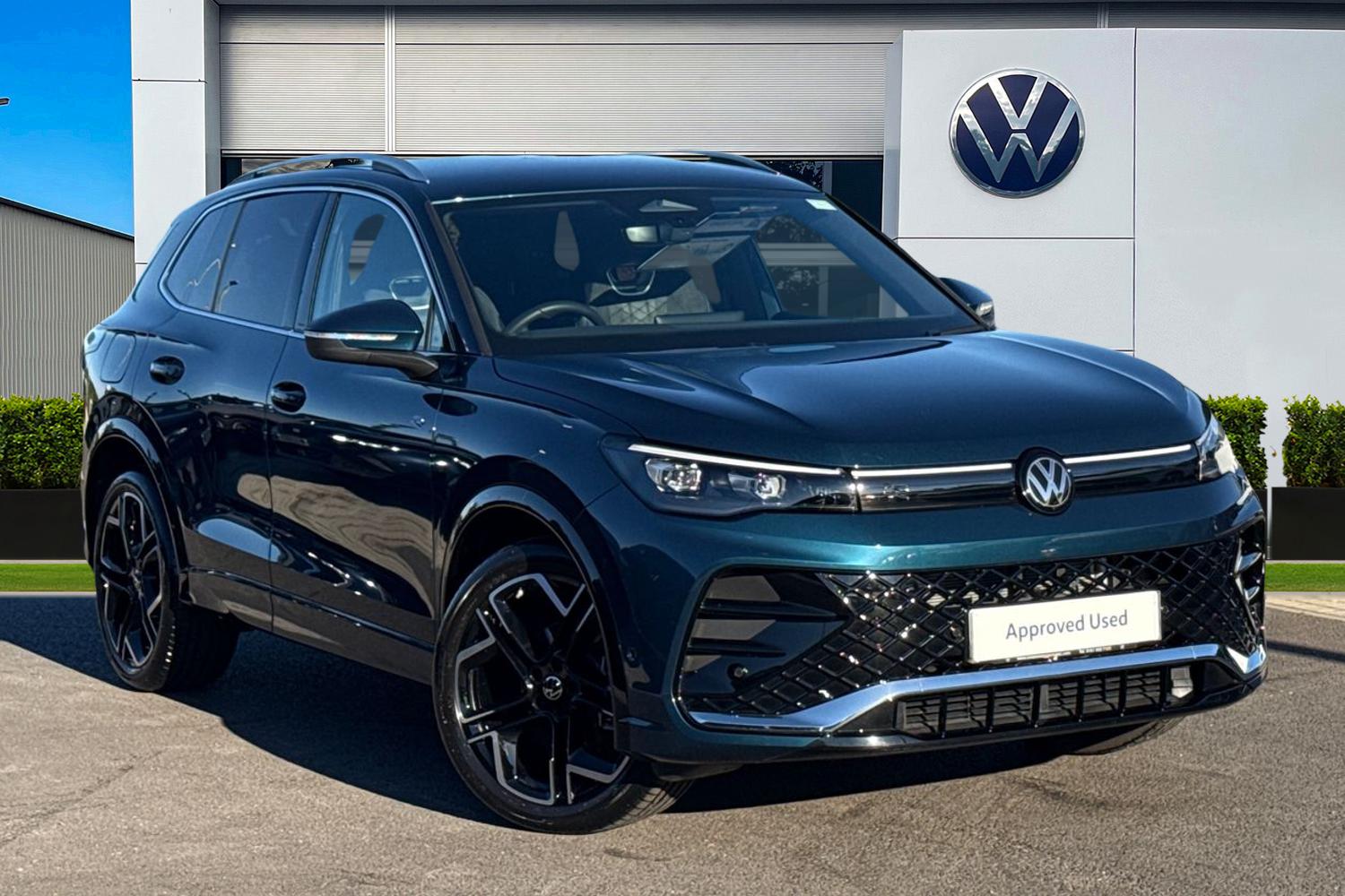 Main listing image - Volkswagen Tiguan