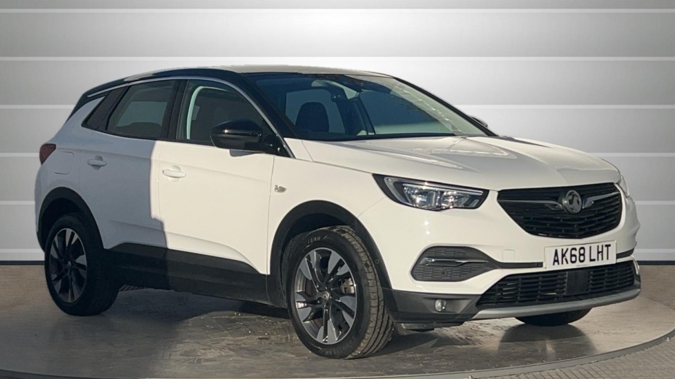 Main listing image - Vauxhall Grandland X