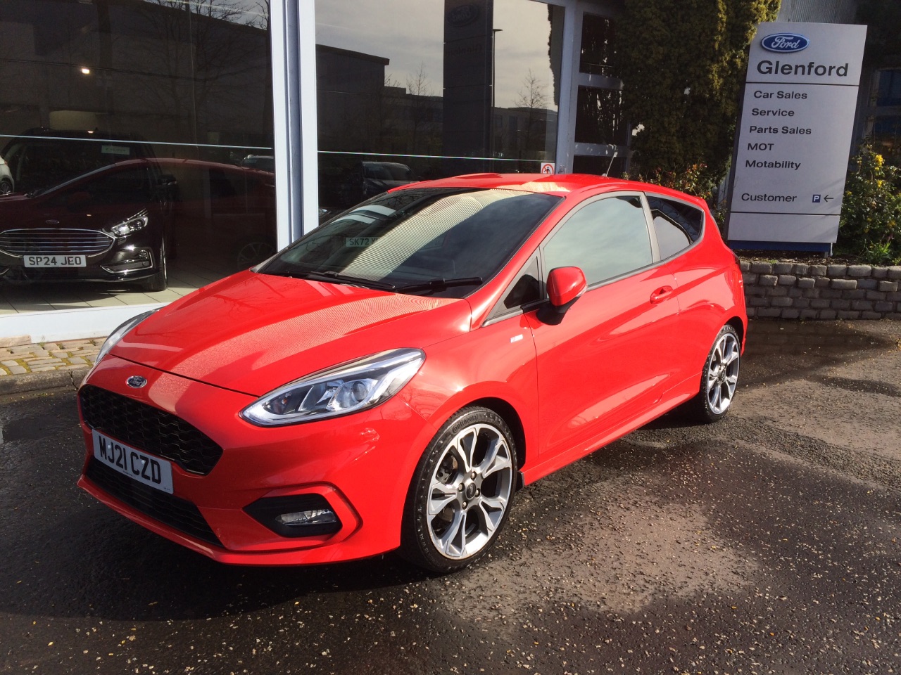 Main listing image - Ford Fiesta