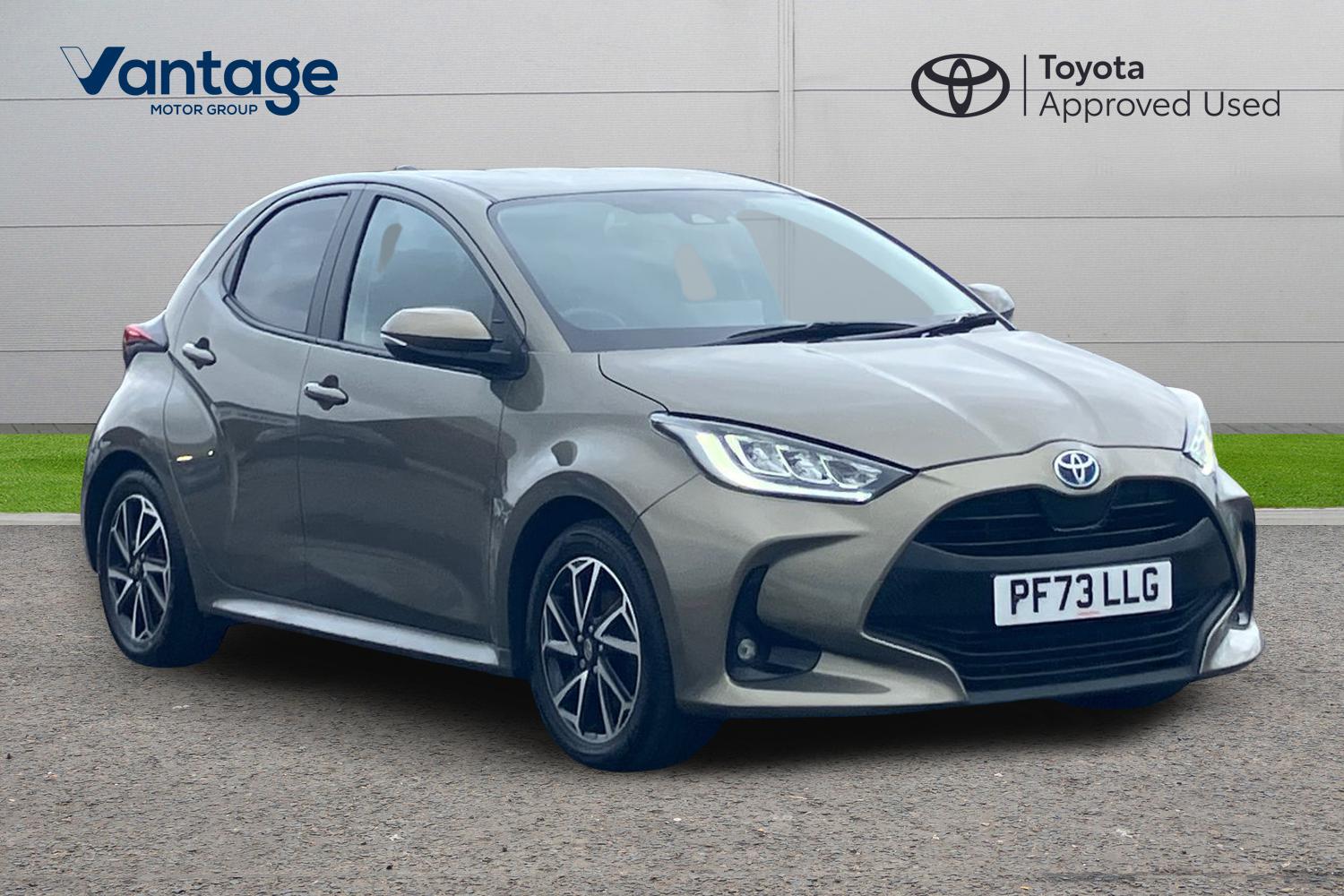 Main listing image - Toyota Yaris