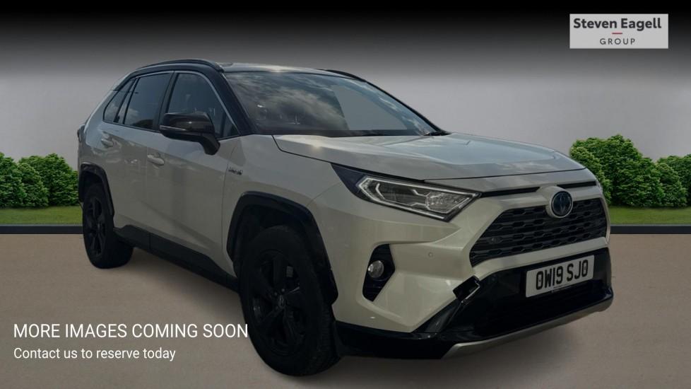 Main listing image - Toyota RAV4