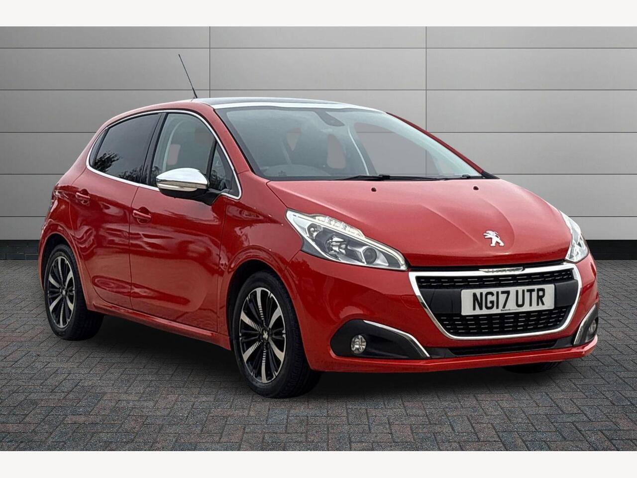 Main listing image - Peugeot 208
