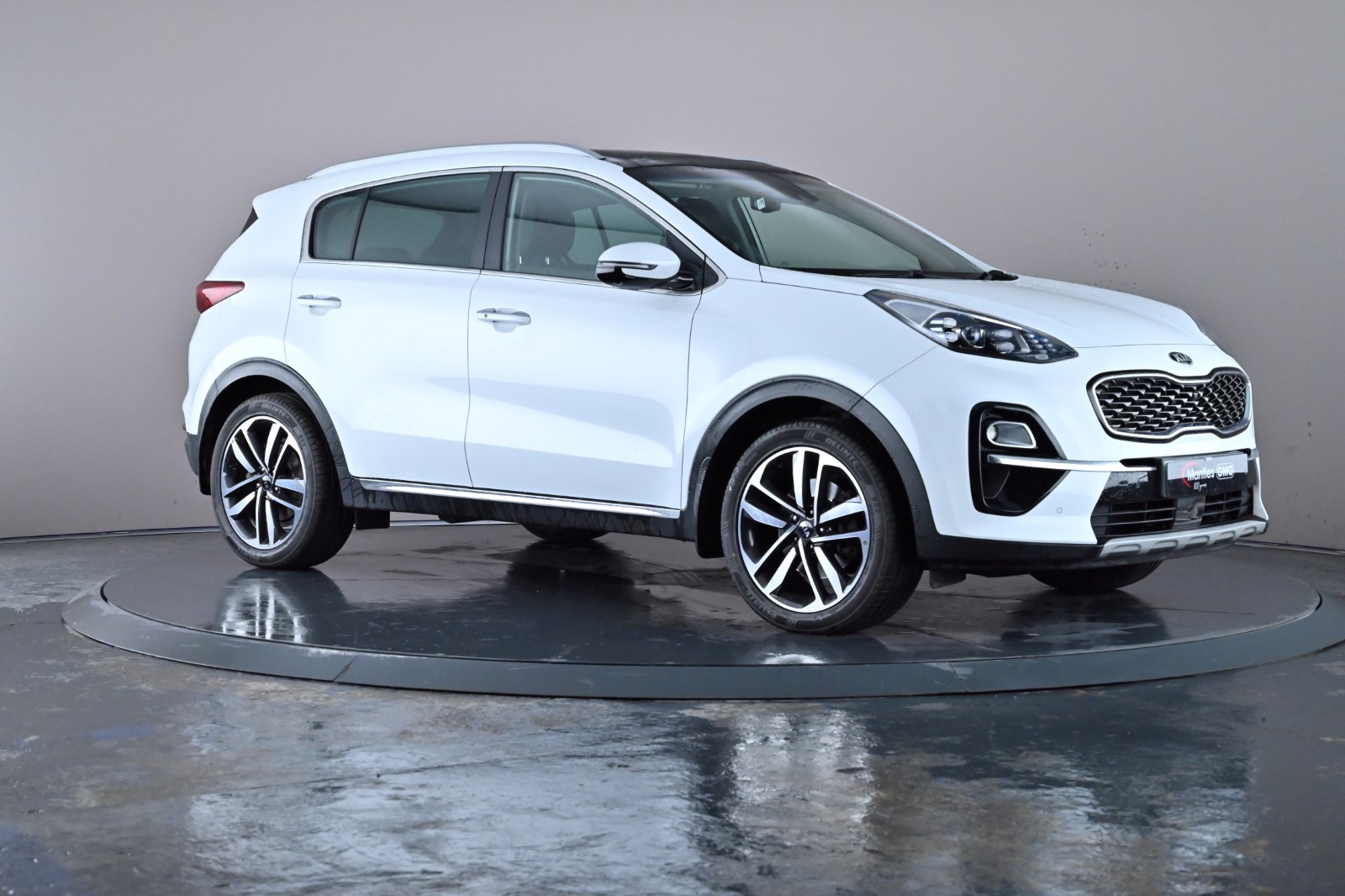 Main listing image - Kia Sportage