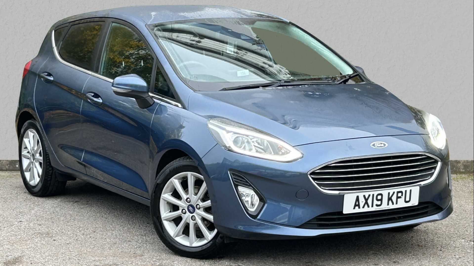 Main listing image - Ford Fiesta