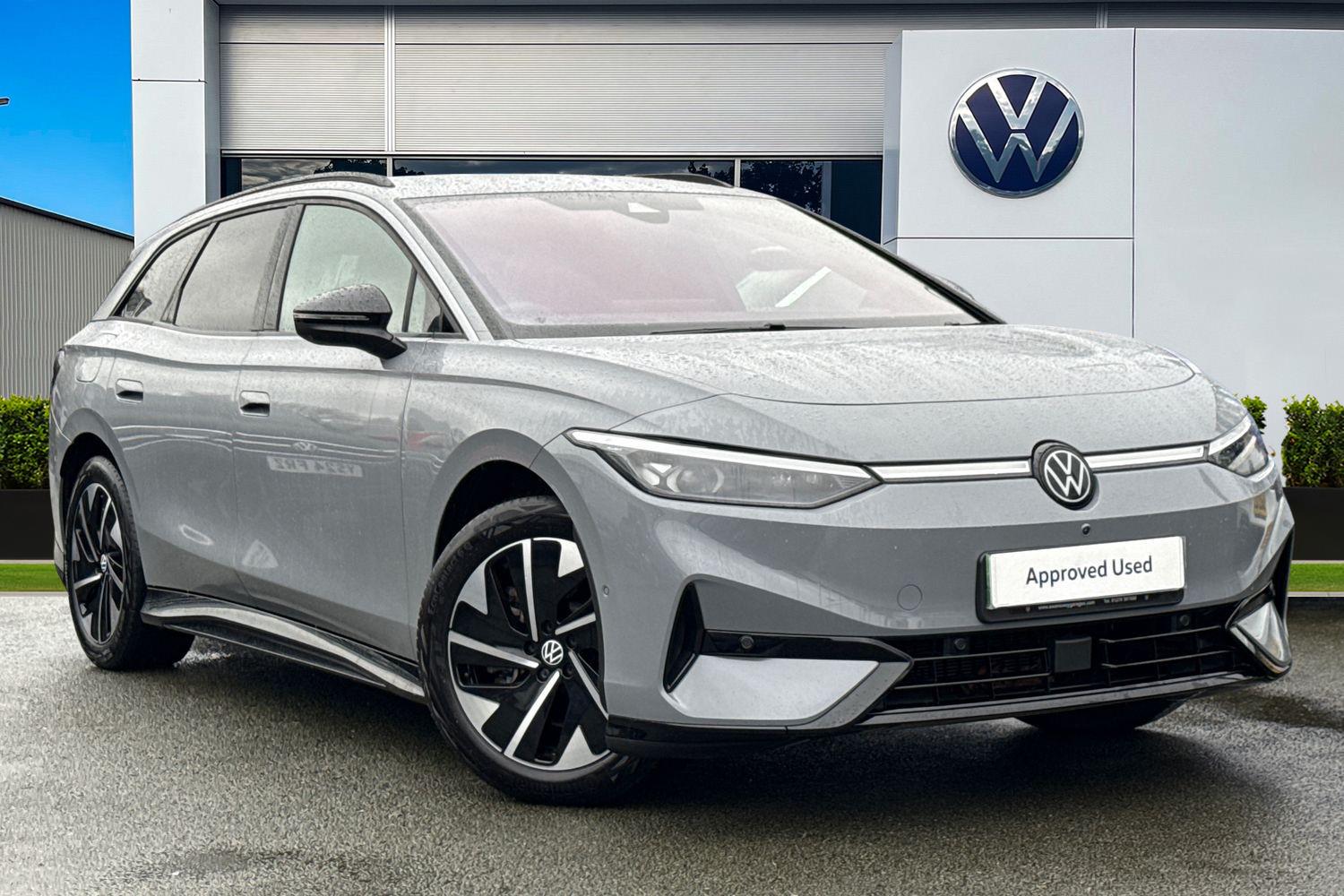 Main listing image - Volkswagen ID.7