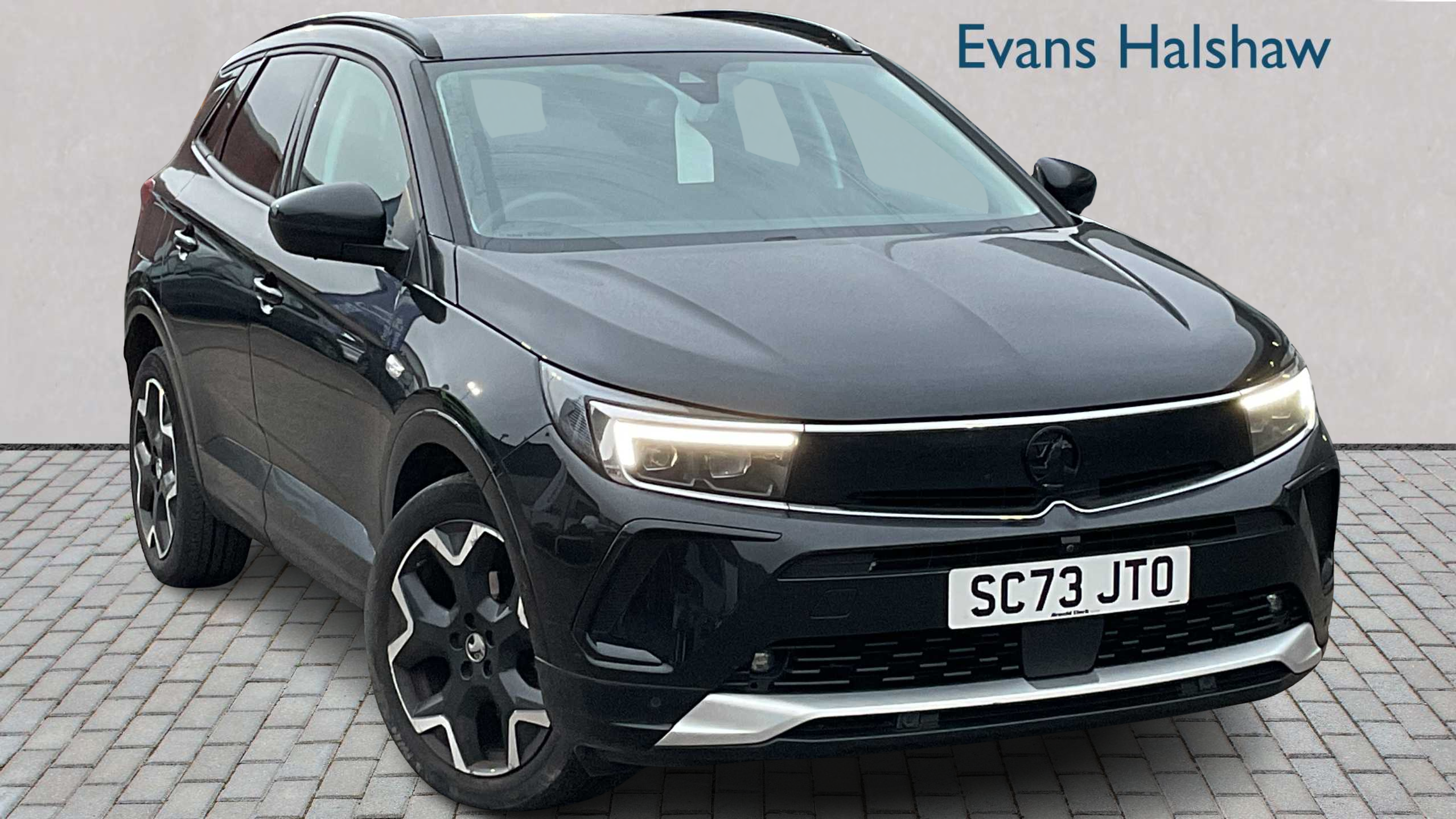 Main listing image - Vauxhall Grandland