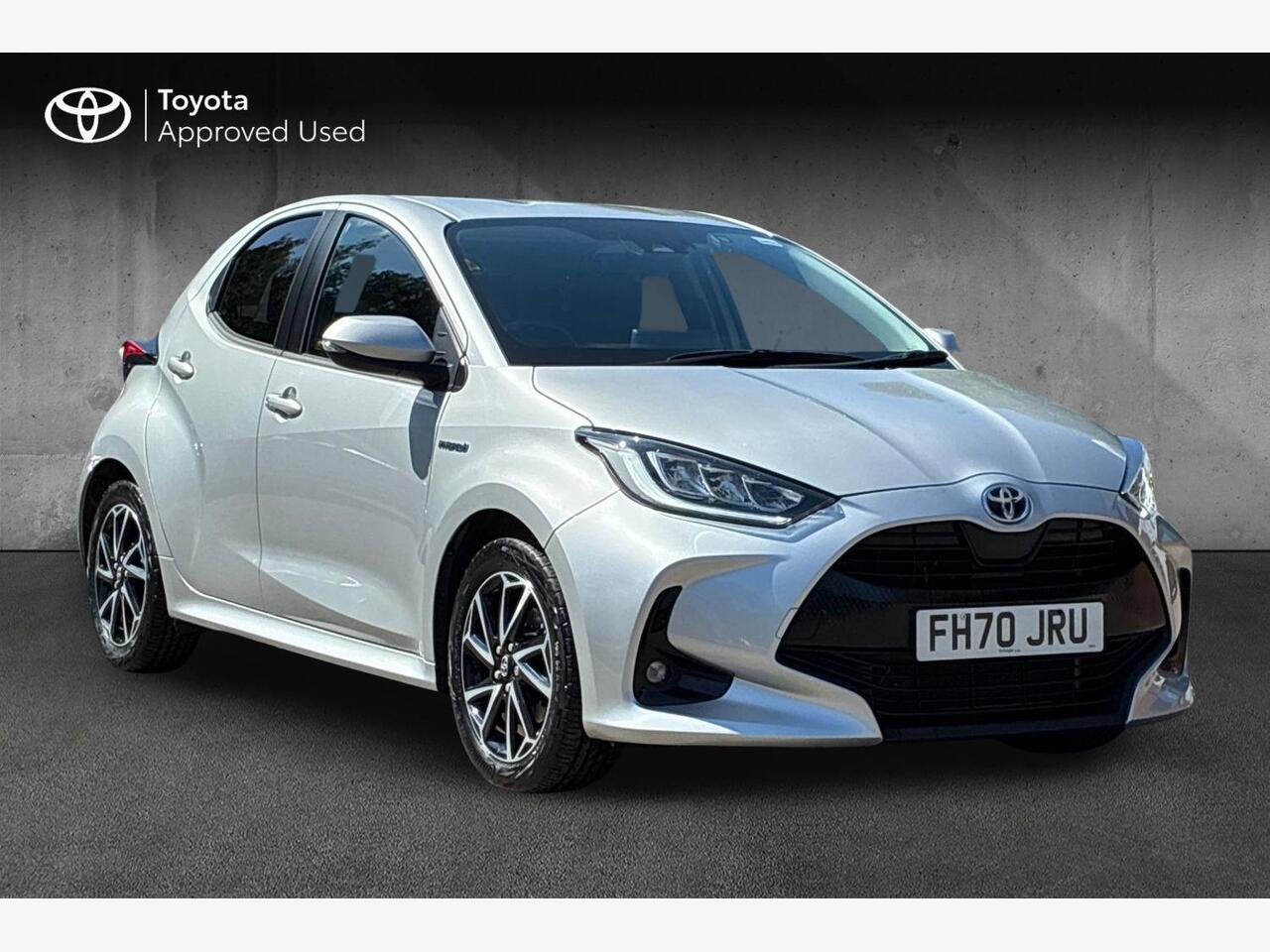 Main listing image - Toyota Yaris