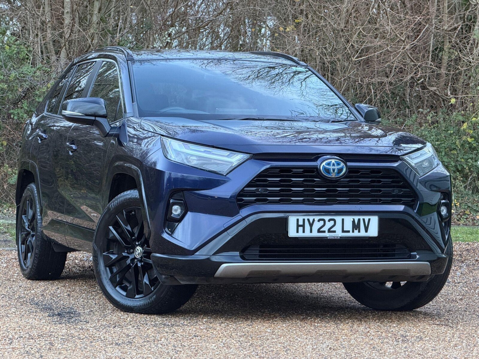 Main listing image - Toyota RAV4