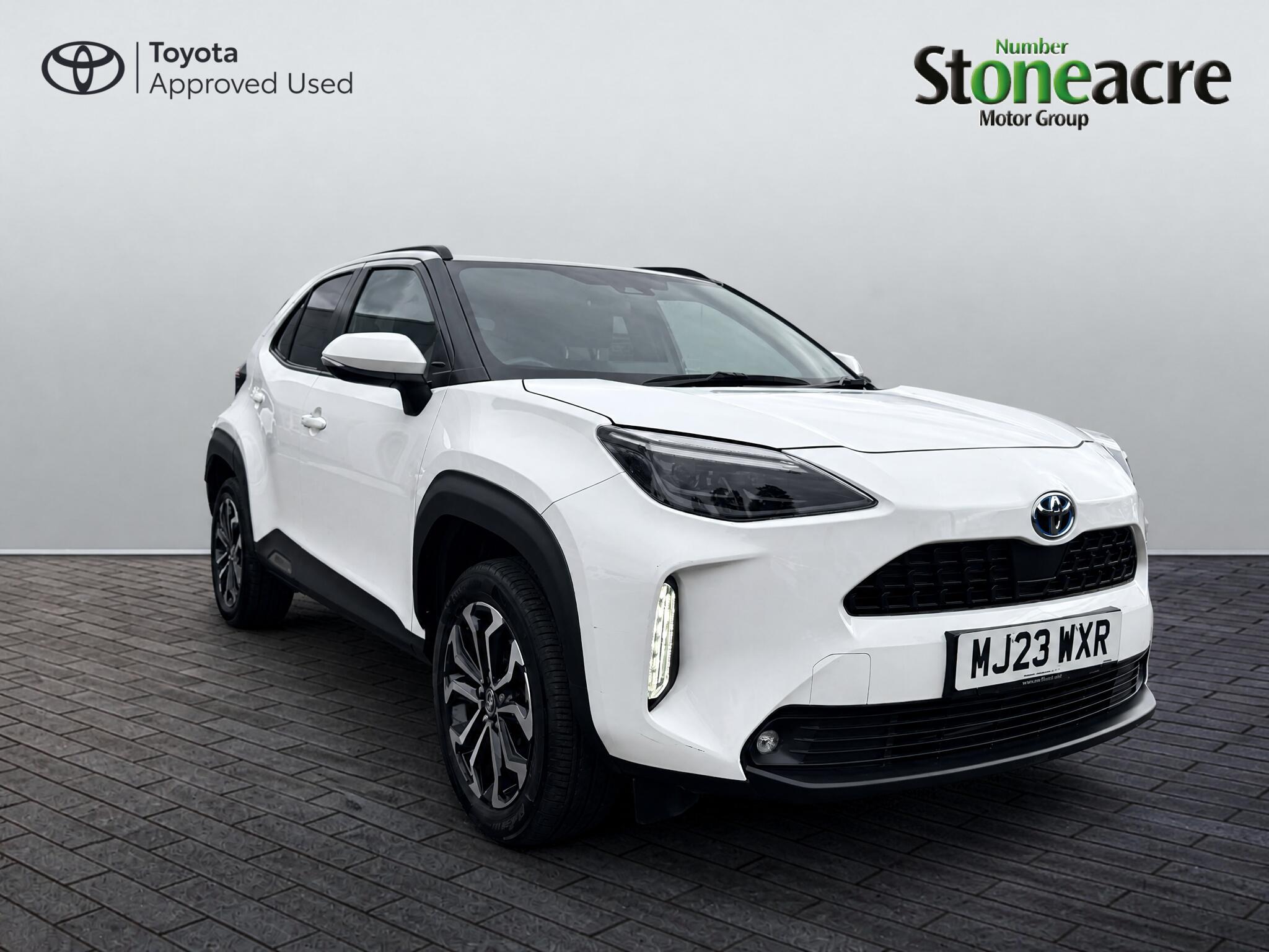 Main listing image - Toyota Yaris Cross