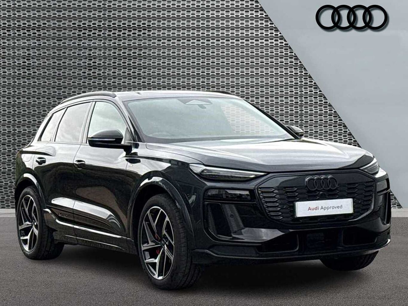 Main listing image - Audi Q6