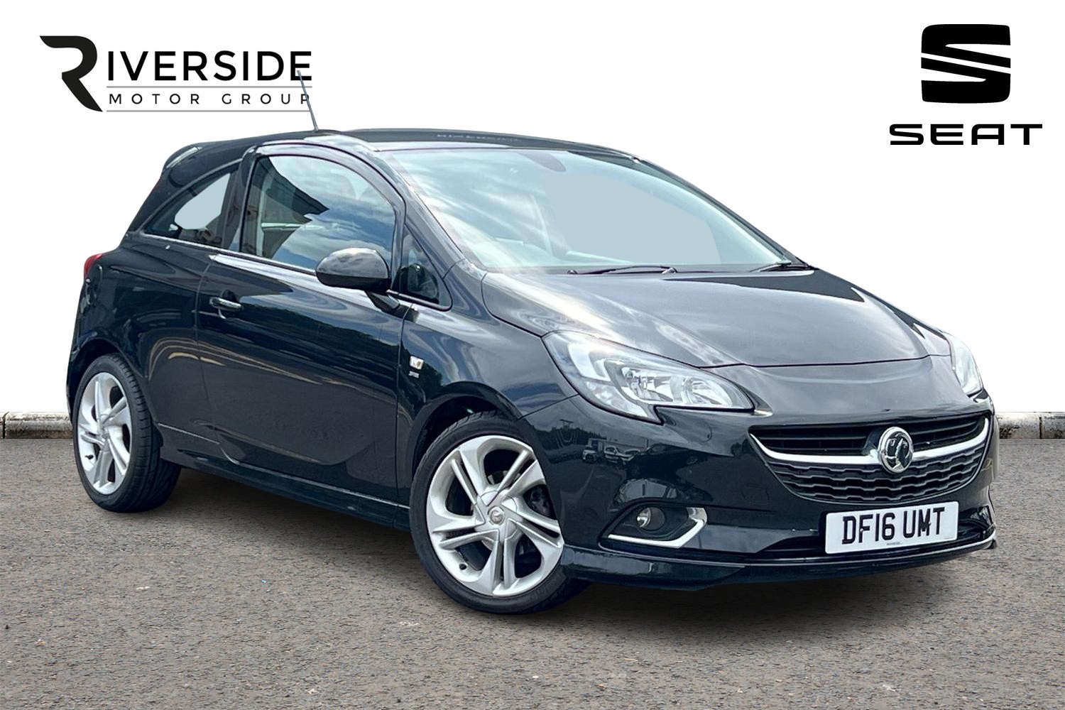 Main listing image - Vauxhall Corsa