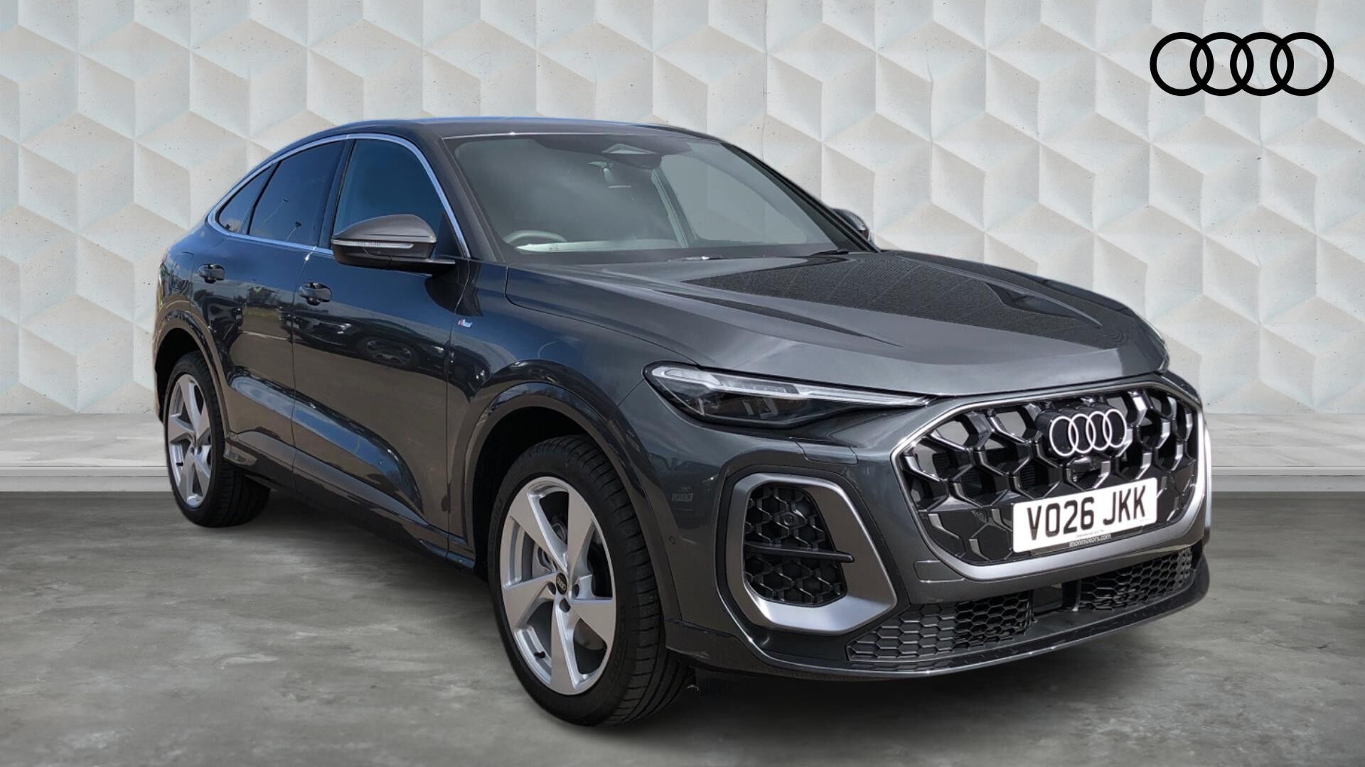 Main listing image - Audi Q5