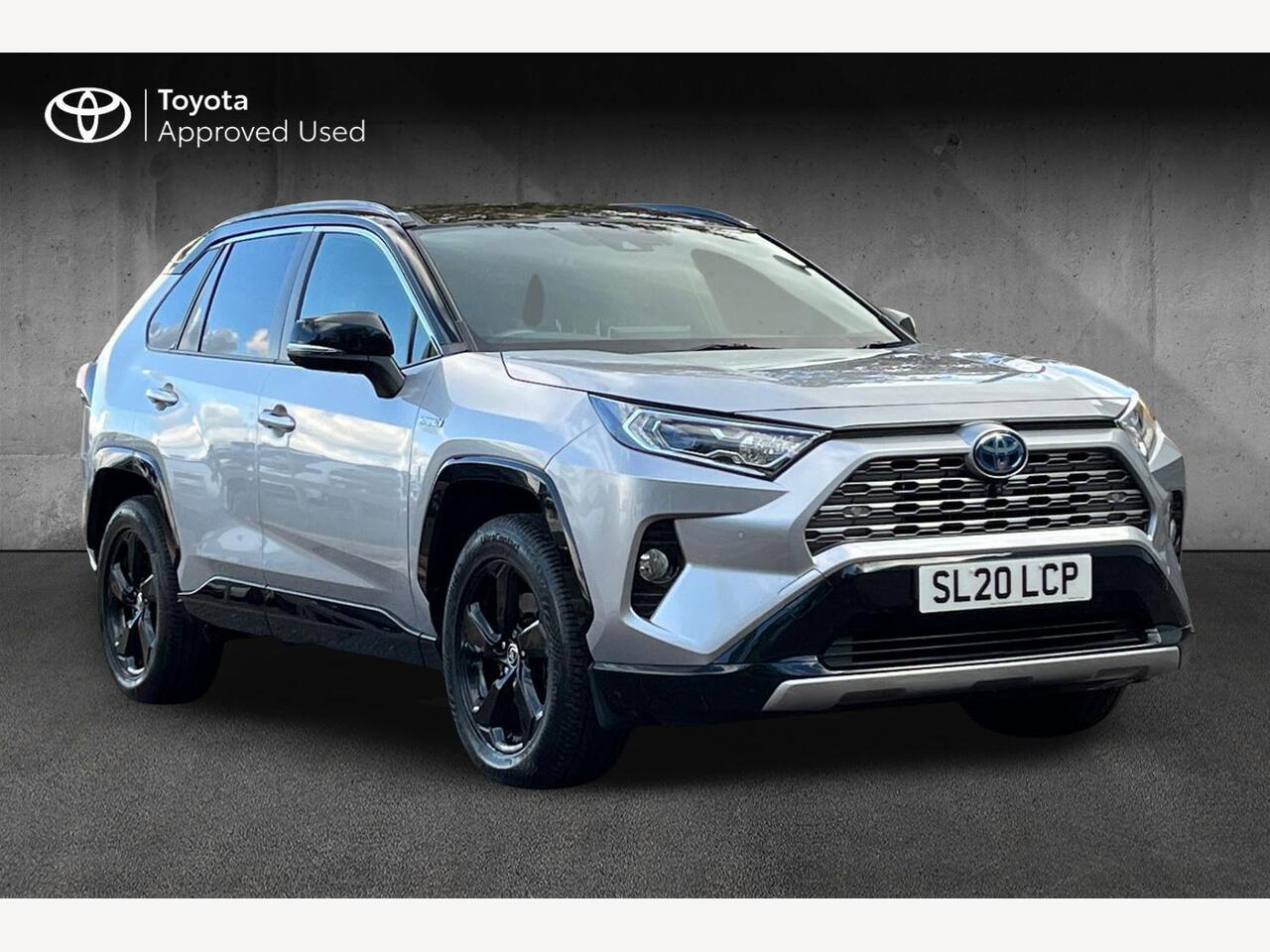 Main listing image - Toyota RAV4