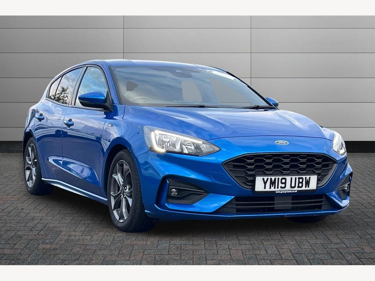 Main listing image - Ford Focus