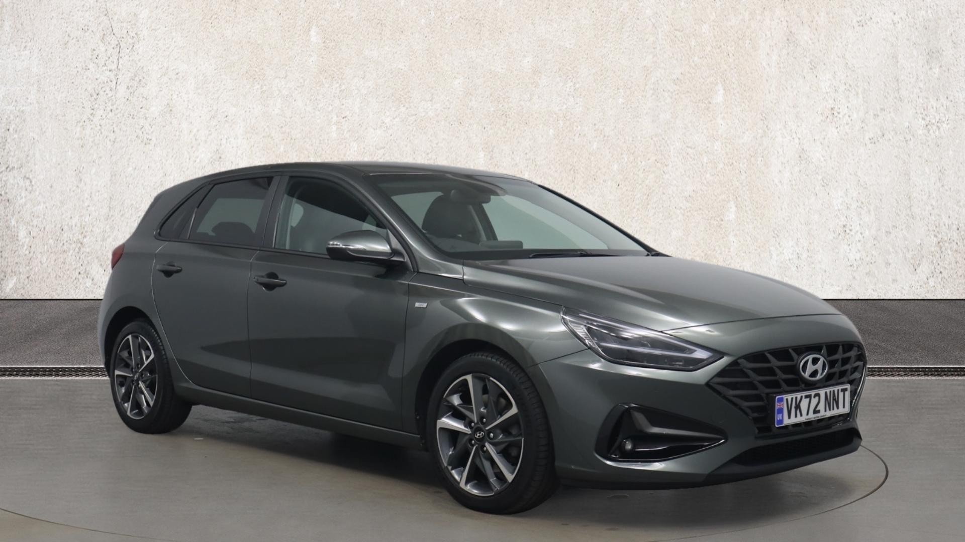 Main listing image - Hyundai i30