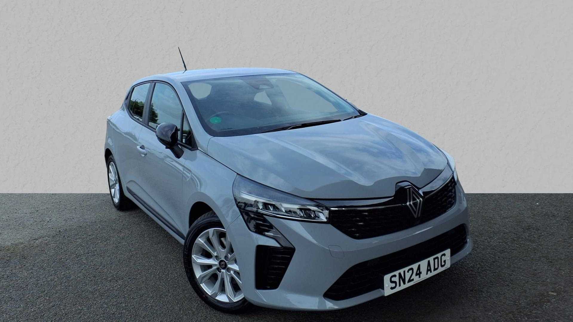 Main listing image - Renault Clio