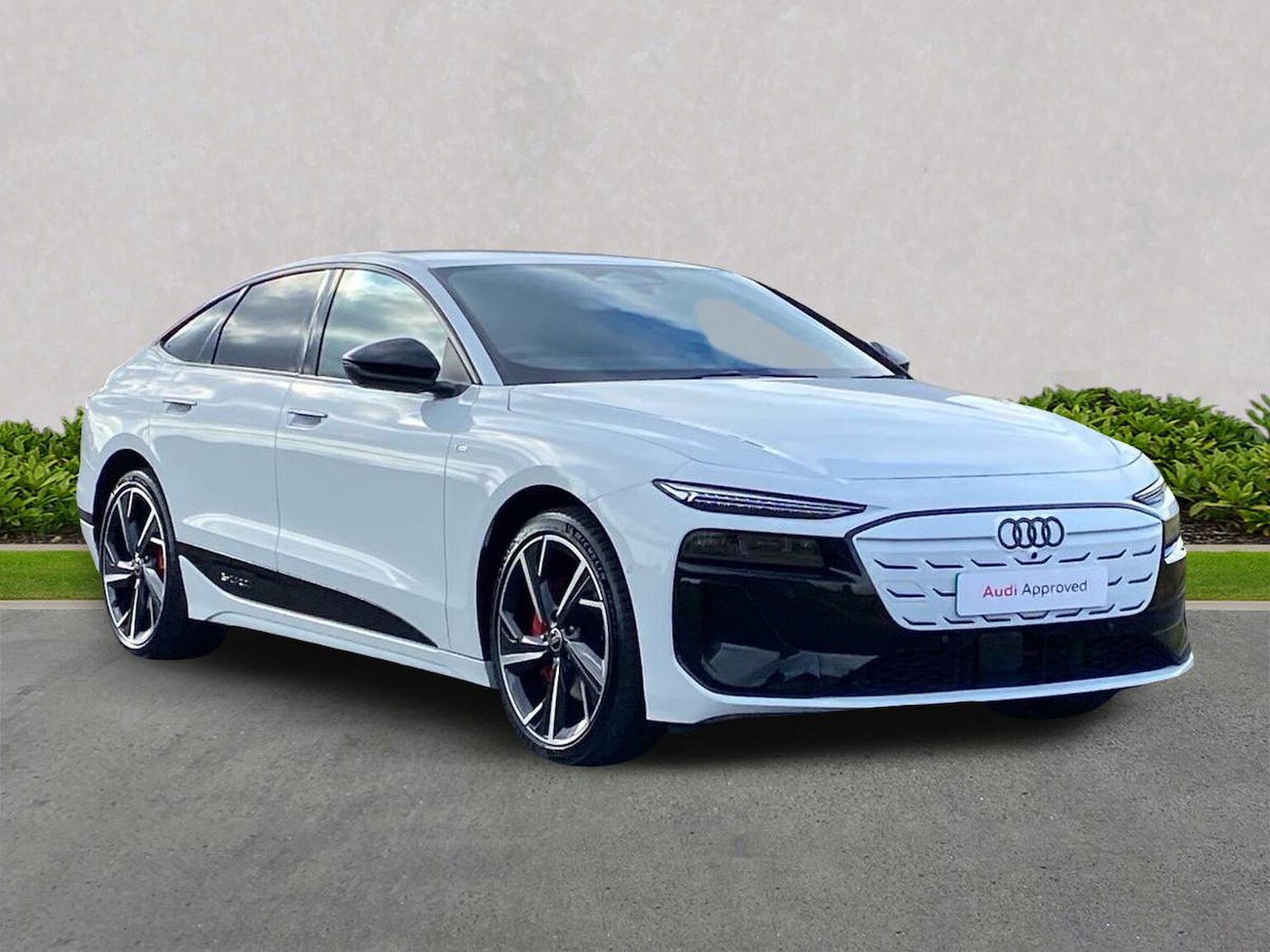 Main listing image - Audi A6