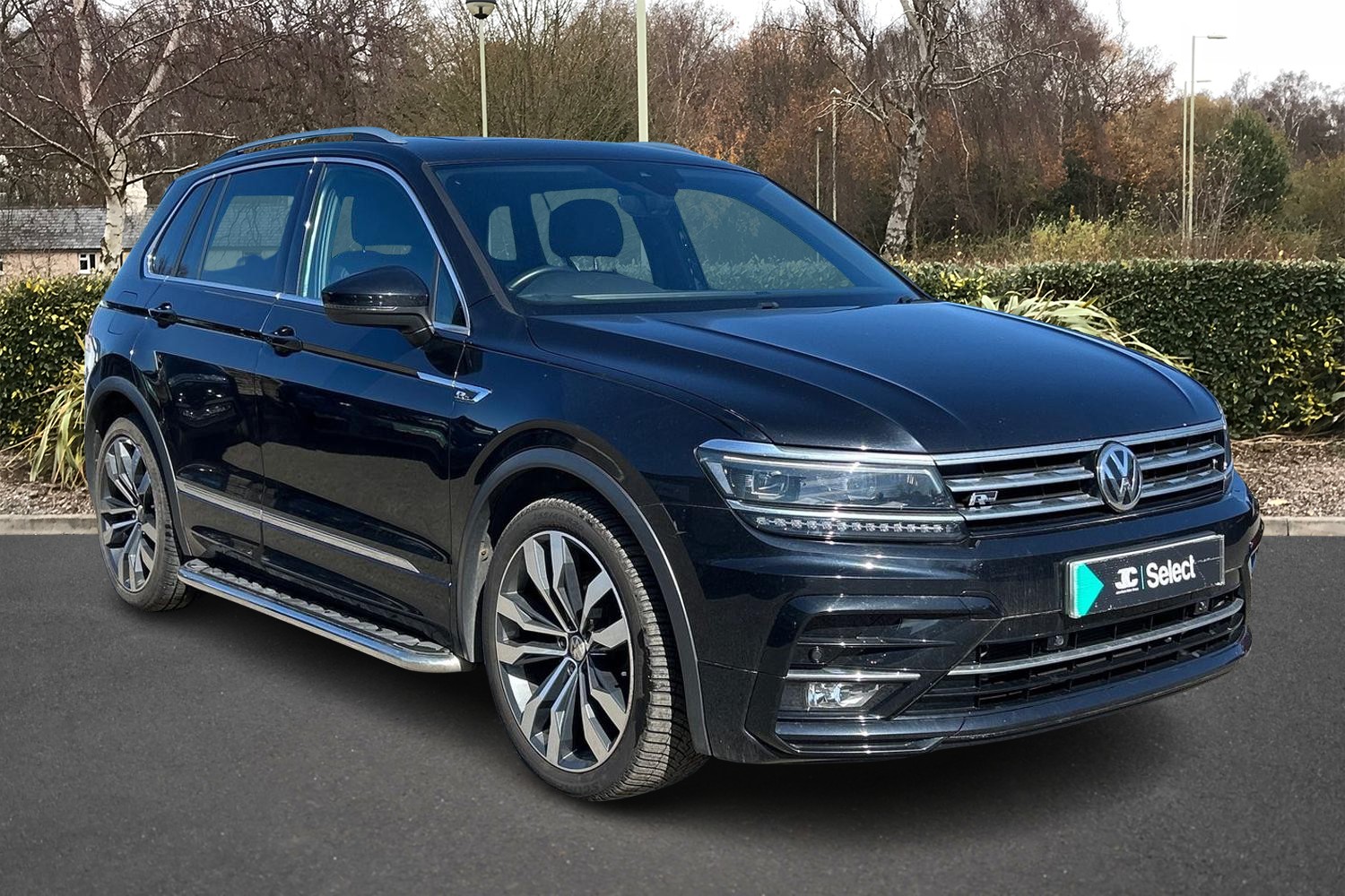 Main listing image - Volkswagen Tiguan