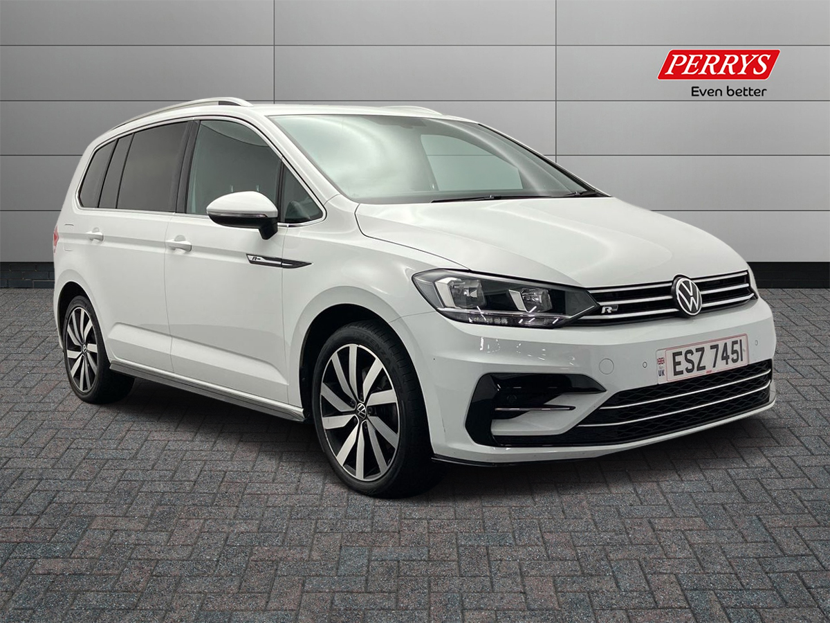 Main listing image - Volkswagen Touran