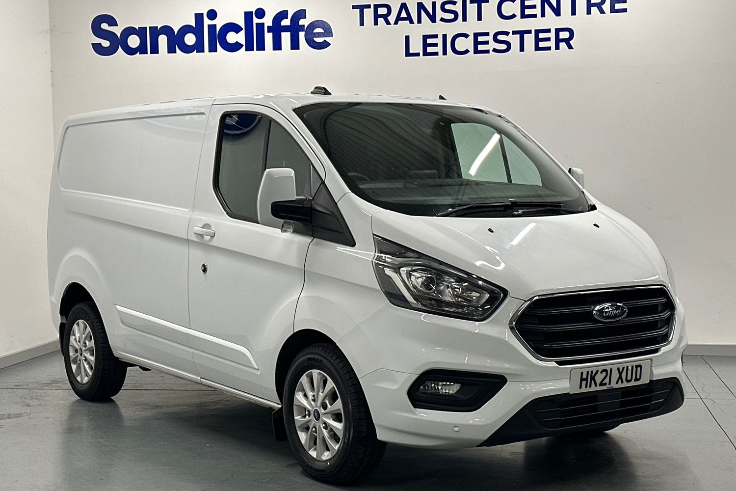 Main listing image - Ford Transit Custom