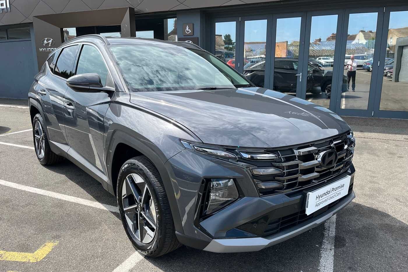 Main listing image - Hyundai Tucson