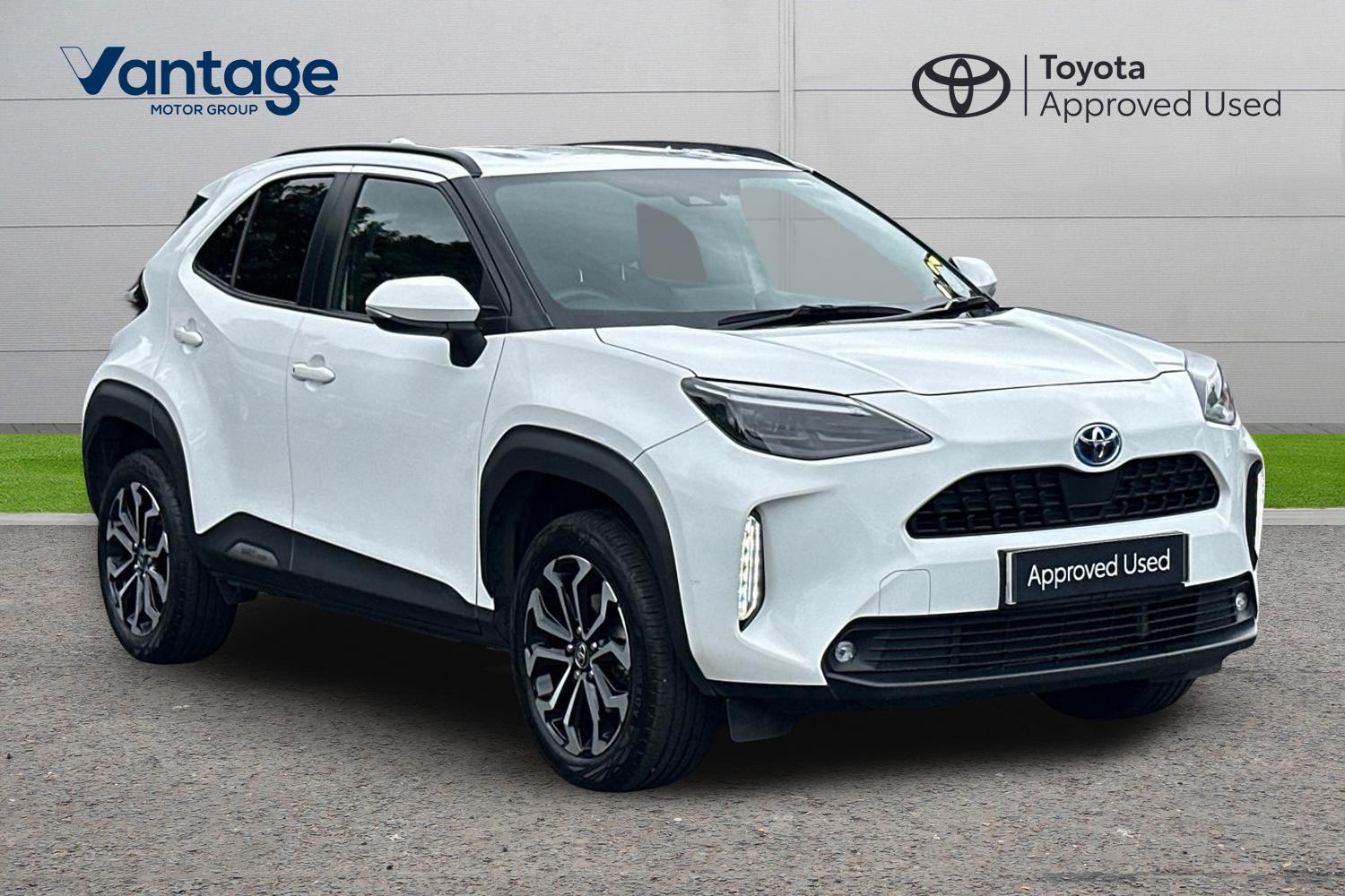 Main listing image - Toyota Yaris Cross