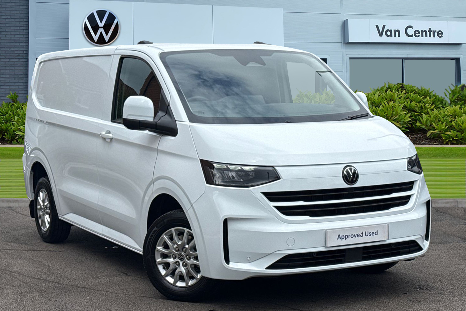 Main listing image - Volkswagen Transporter