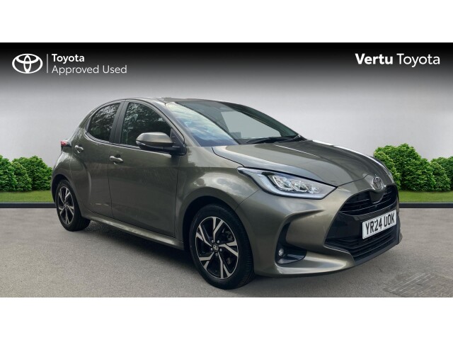 Main listing image - Toyota Yaris