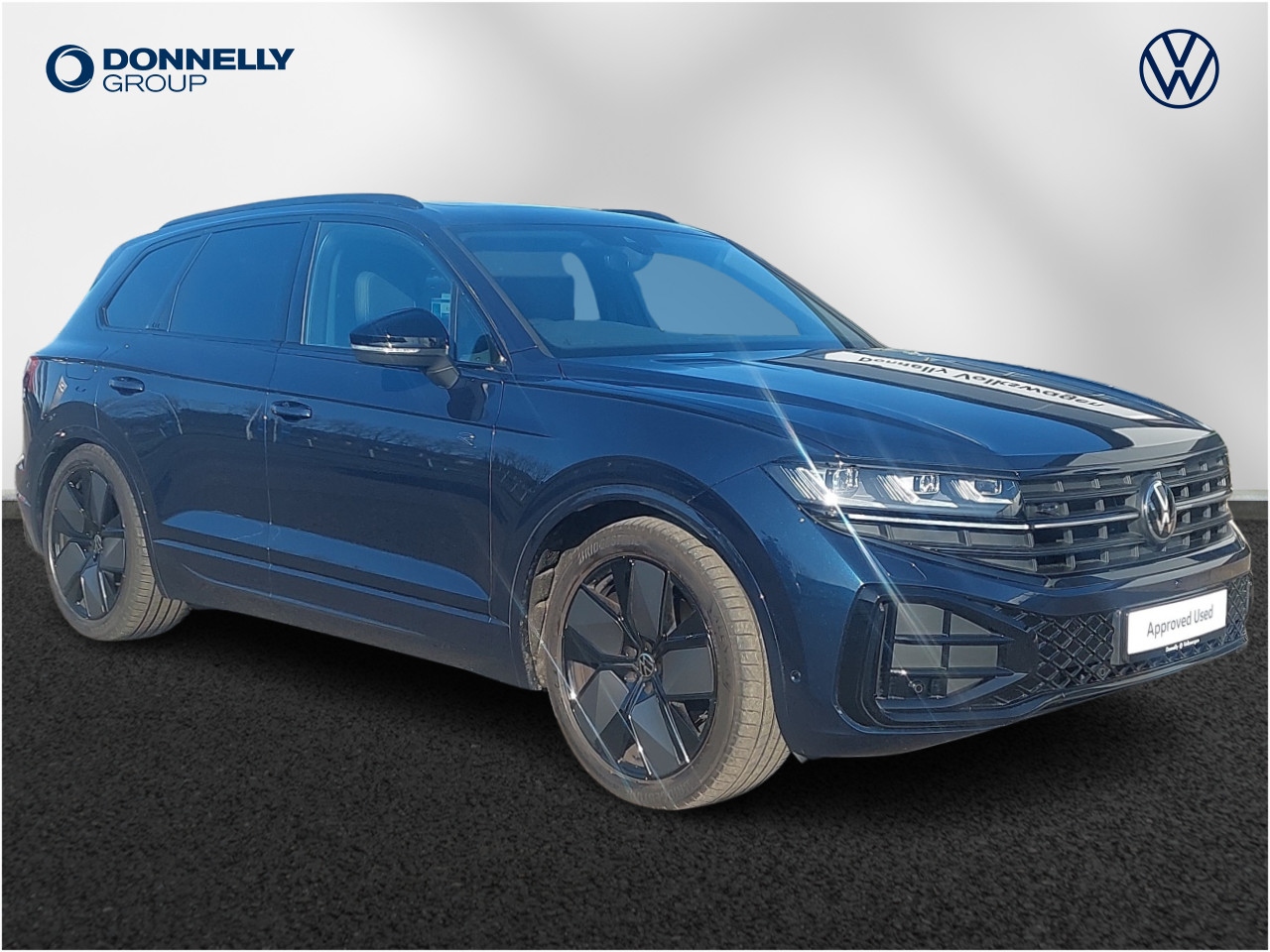 Main listing image - Volkswagen Touareg