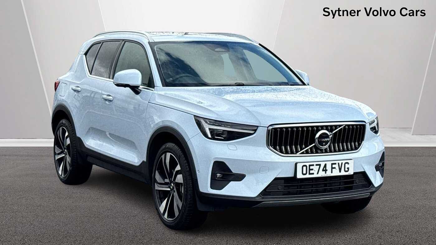 Main listing image - Volvo XC40