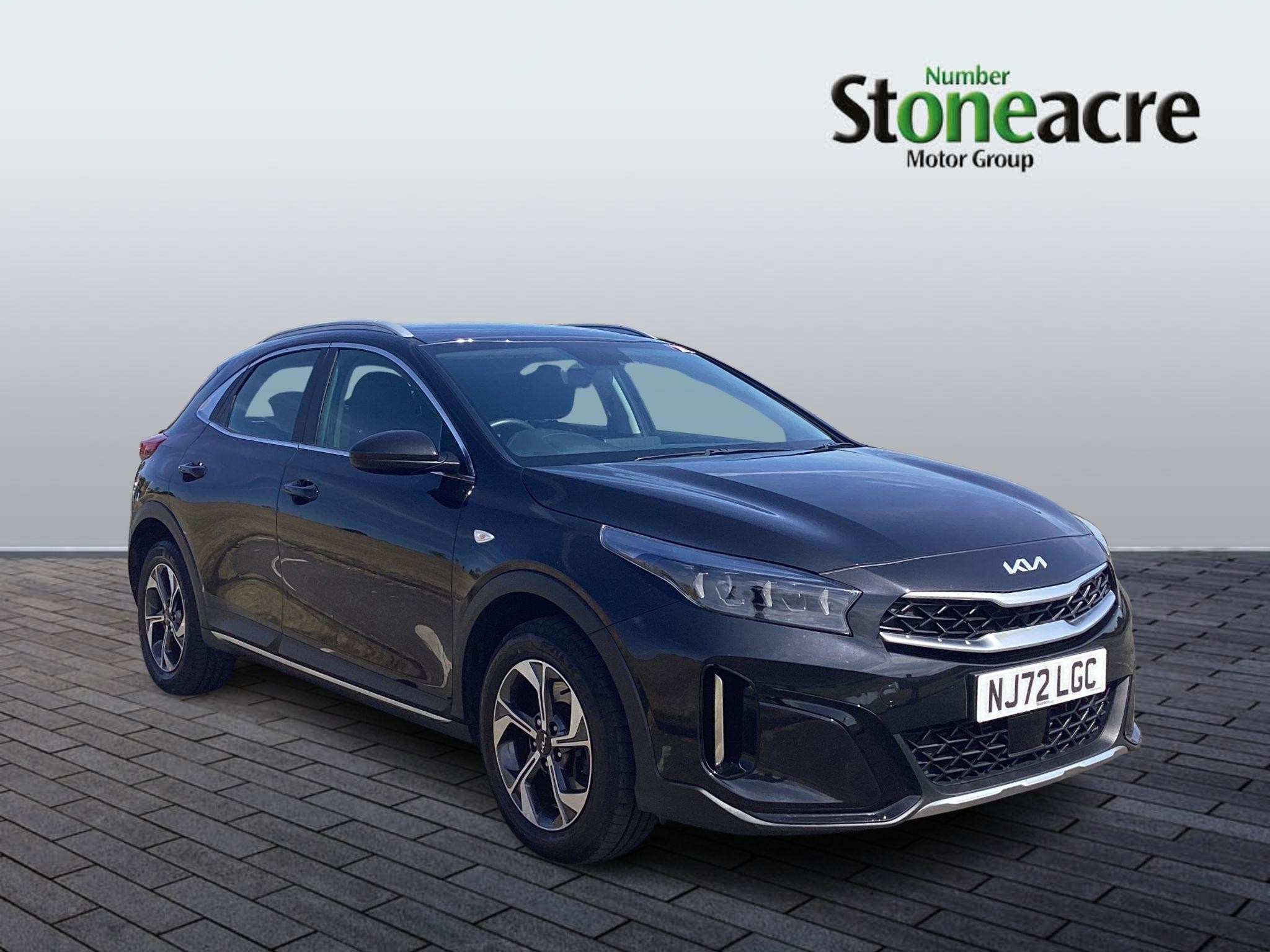 Main listing image - Kia XCeed