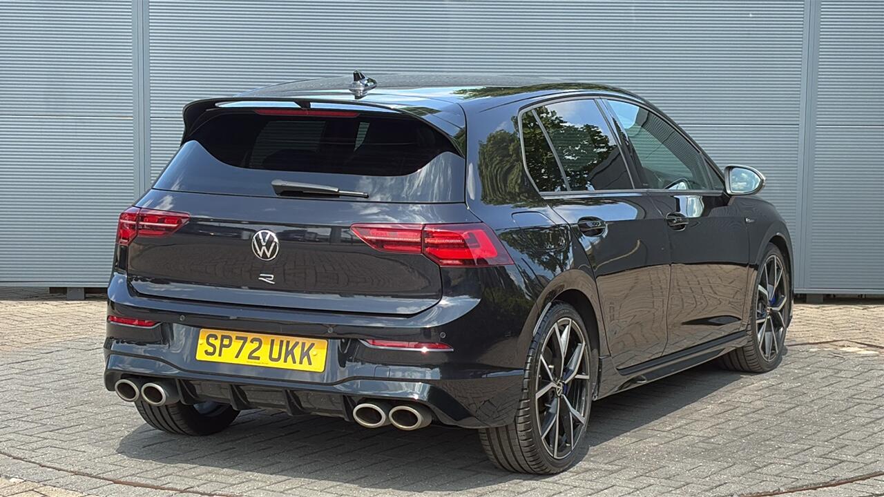 Main listing image - Volkswagen Golf