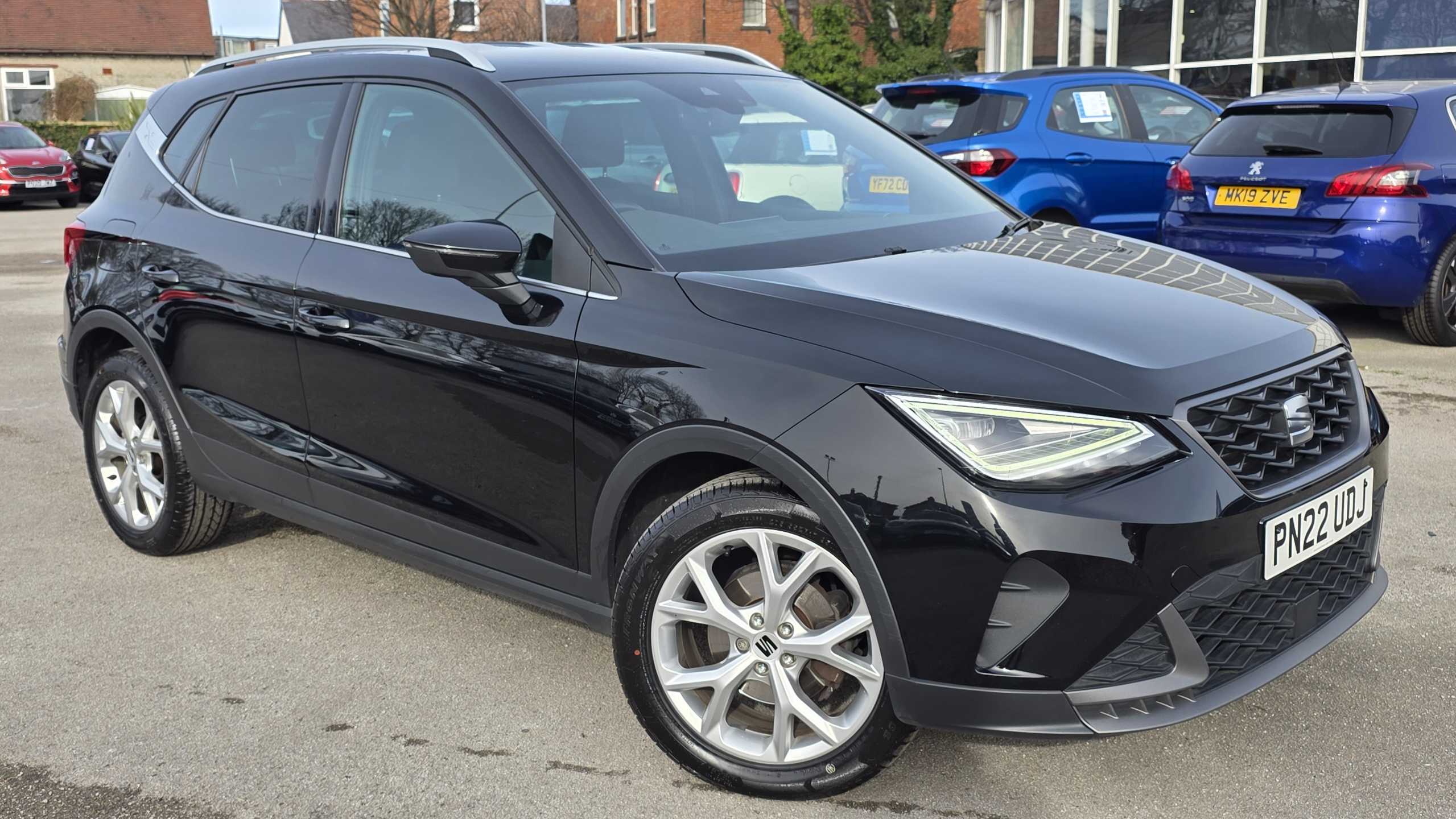 Main listing image - SEAT Arona