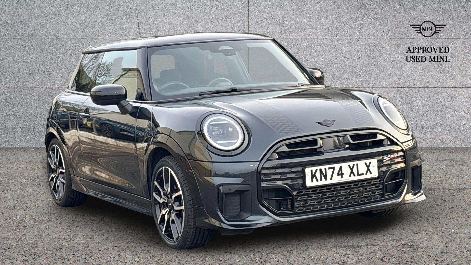 Main listing image - MINI Hatchback