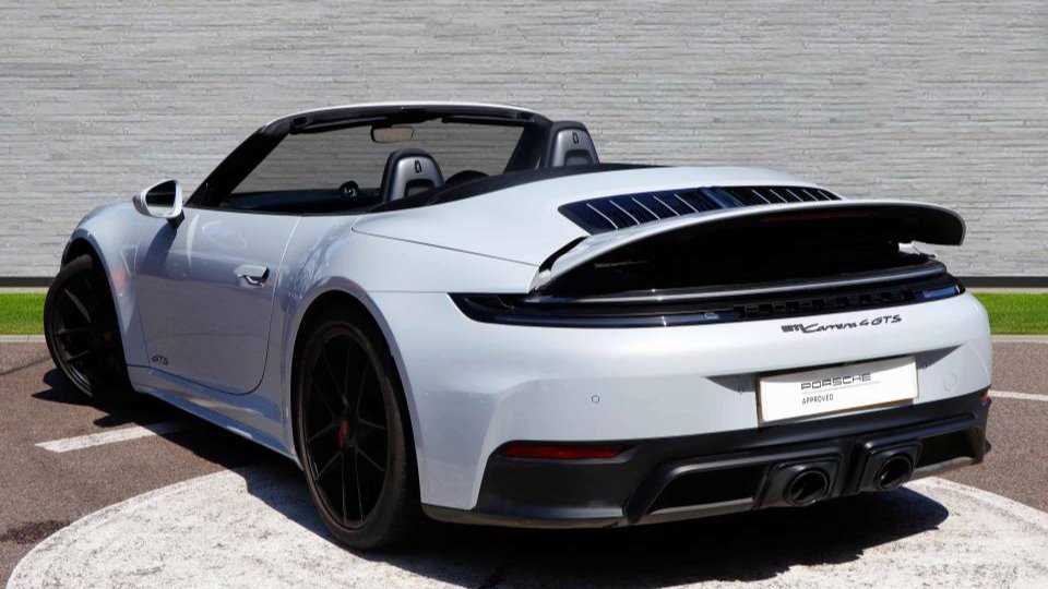 Main listing image - Porsche 911