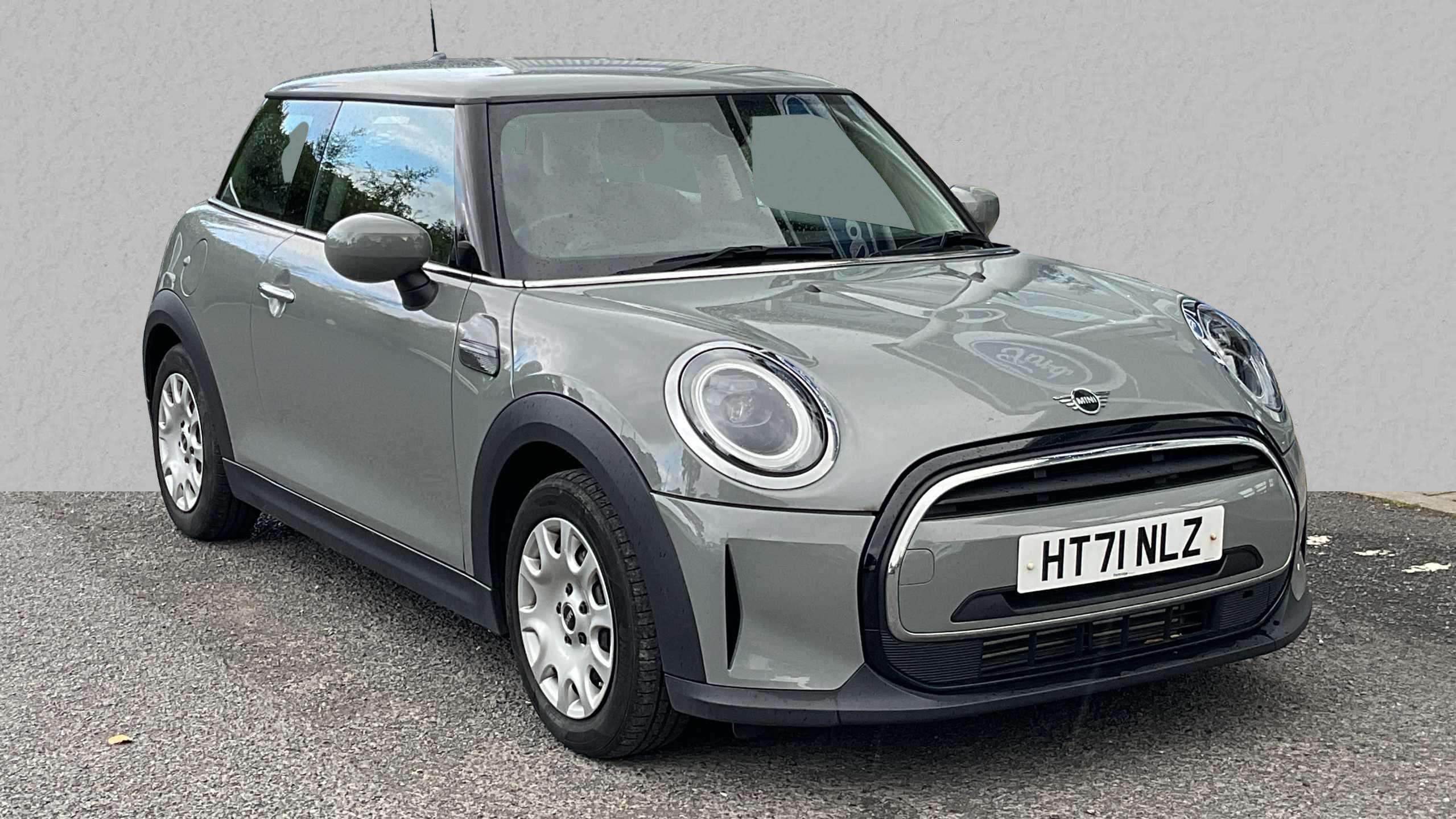 Main listing image - MINI Hatchback