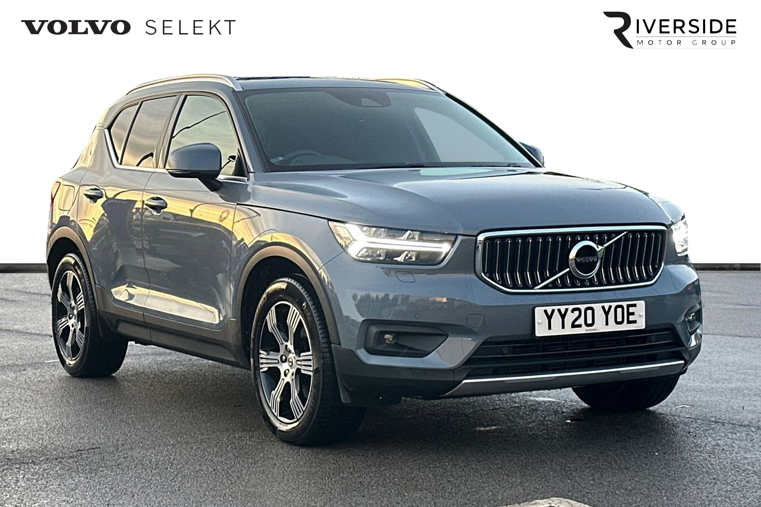 Main listing image - Volvo XC40