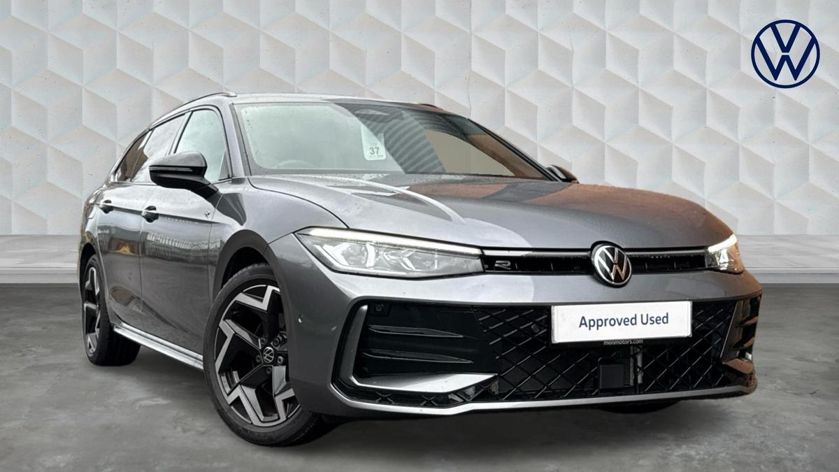 Main listing image - Volkswagen Passat Estate