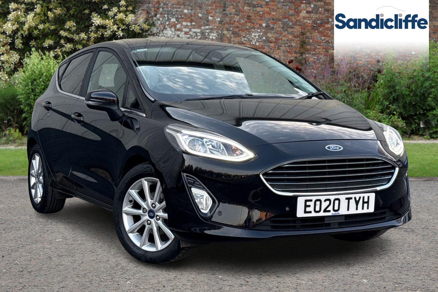 Main listing image - Ford Fiesta