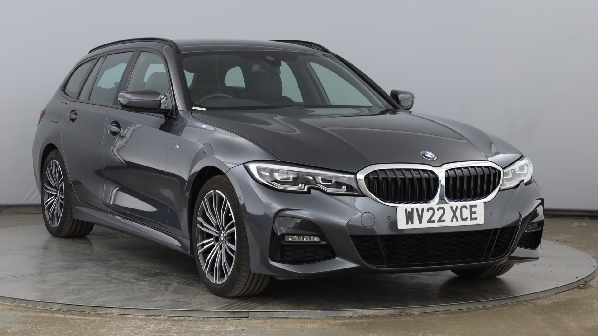 Main listing image - BMW 3 Series Touring