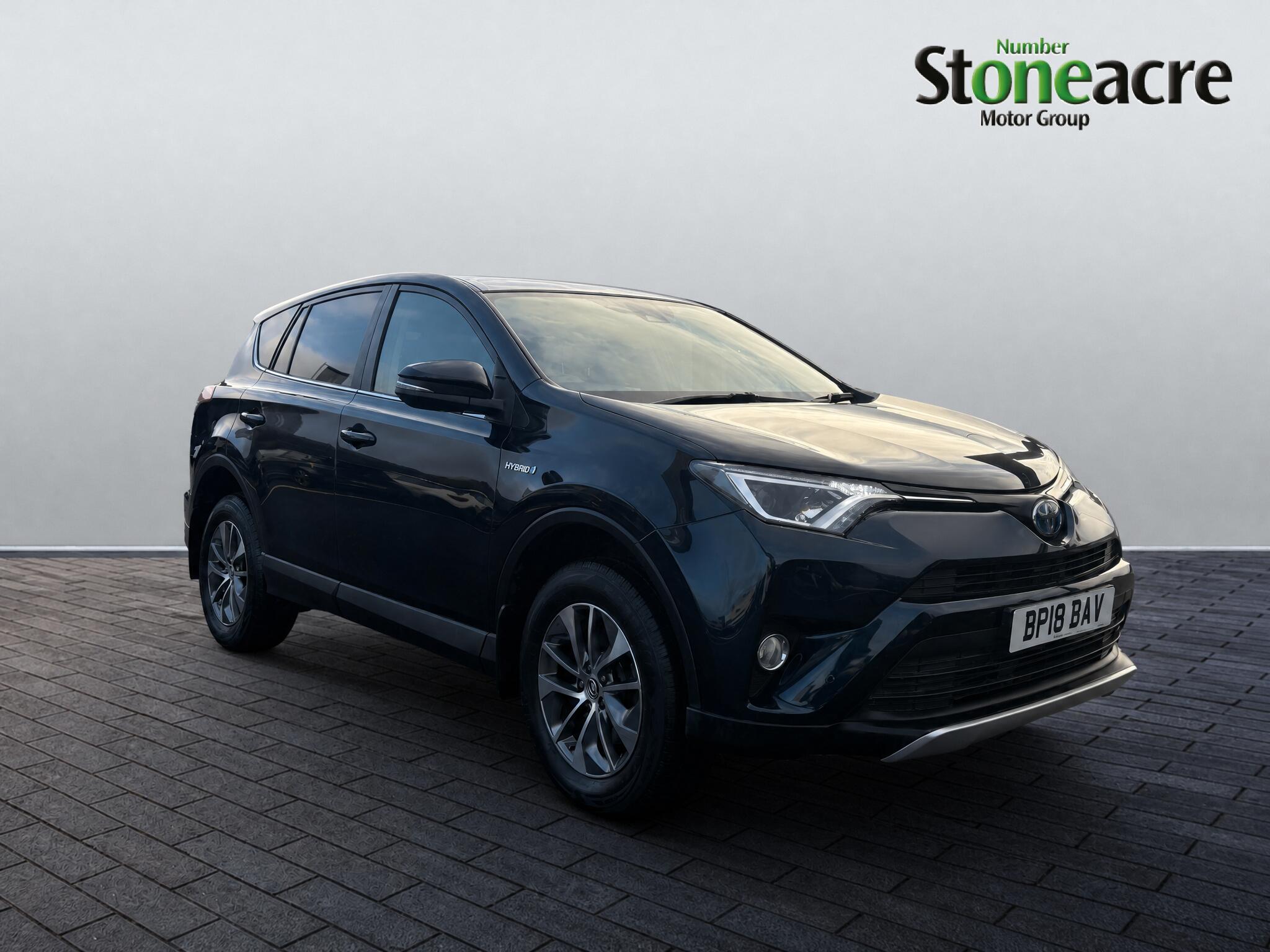 Main listing image - Toyota RAV4