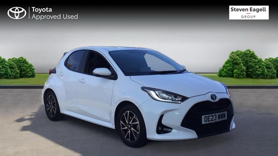 Main listing image - Toyota Yaris