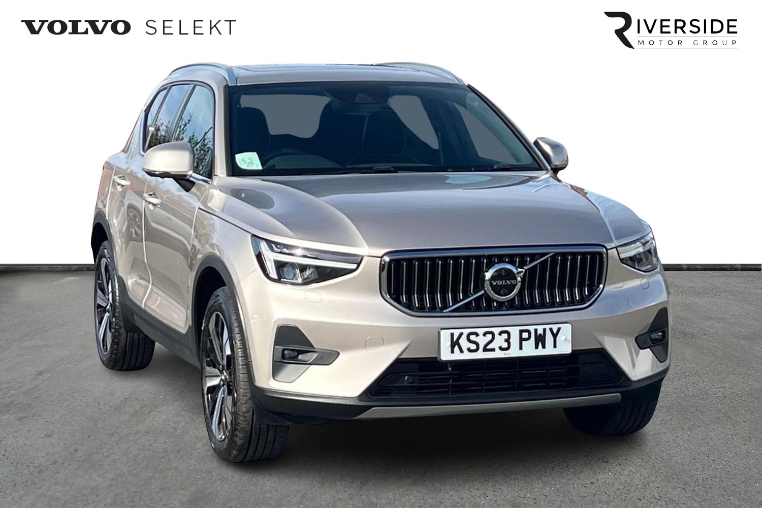 Main listing image - Volvo XC40 Recharge